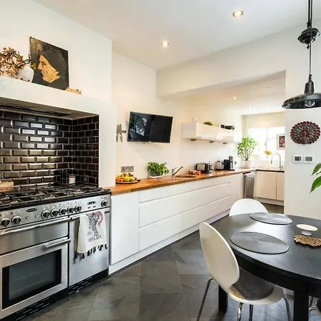 Beautiful 3Bd Home Forest Hill South London-3
